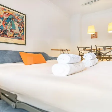 Lejlighed Stylish Retreat By Rems *