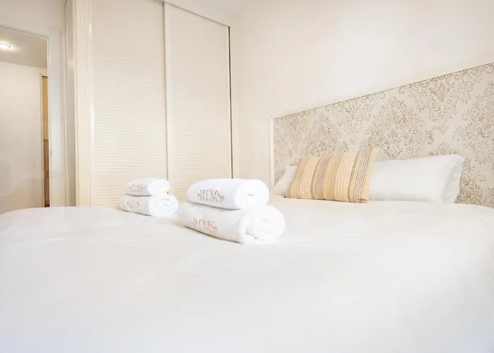 Stylish Retreat By Rems Appartement *